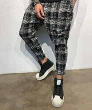 Load image into Gallery viewer, 2019 Hiphop Design New Summer Sport Pants Men Square Lattice Sweatpants 3D Digital Printing Trousers Gym Jogging Pants Men